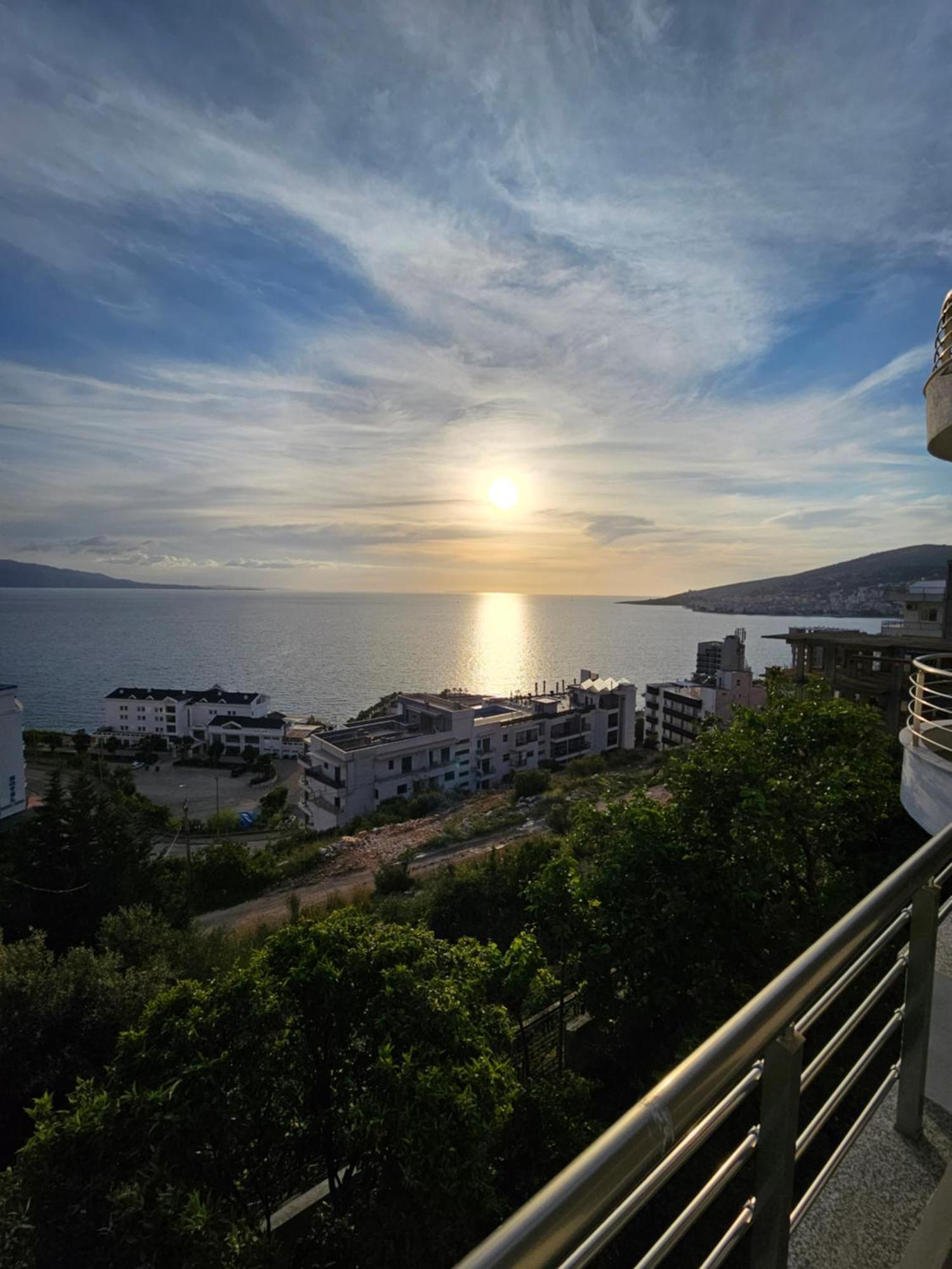 Nora'S Guesthouse Sarande Exterior photo