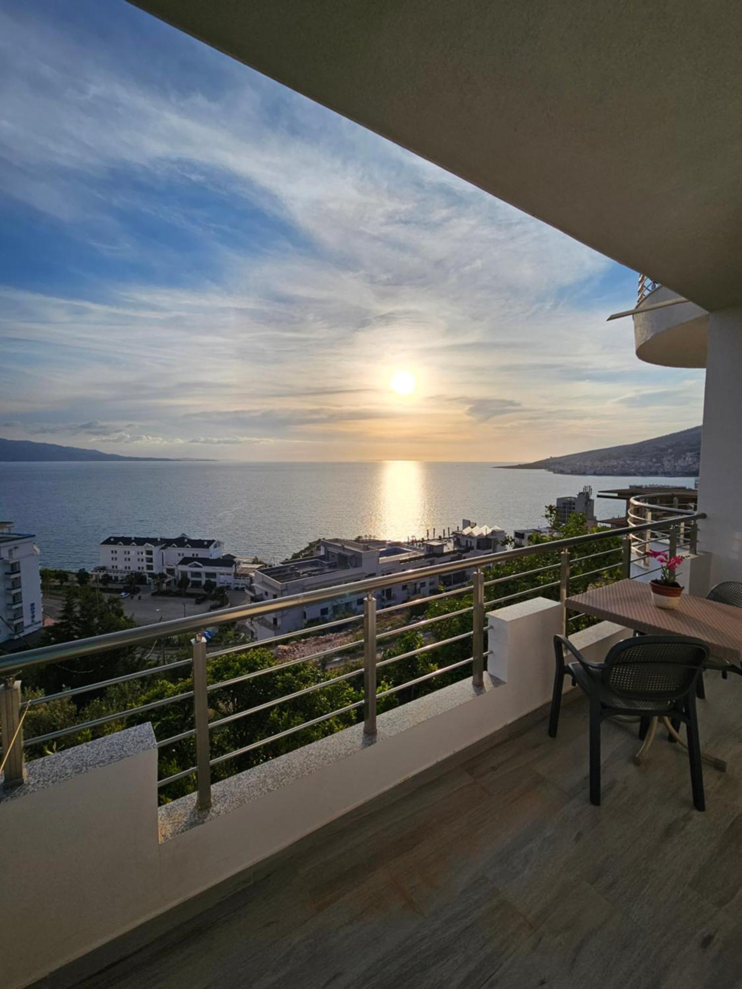 Nora'S Guesthouse Sarande Exterior photo